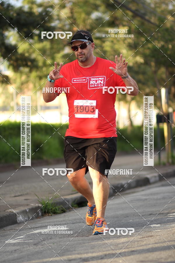 Buy your photos of the eventSantander Track&Field Run Series - Cidade Center Norte on Fotop