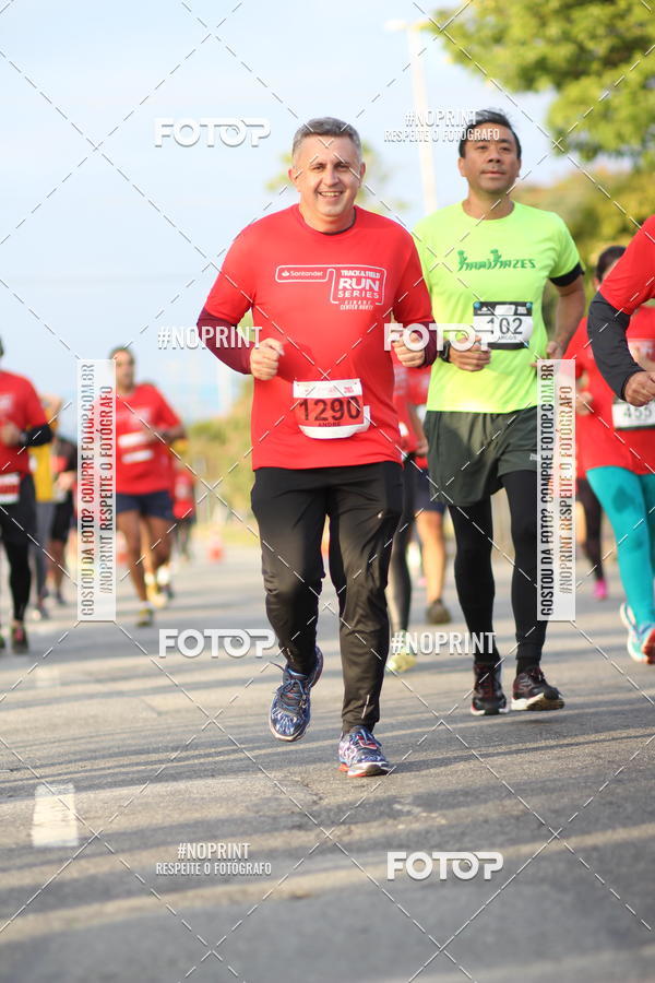Buy your photos of the eventSantander Track&Field Run Series - Cidade Center Norte on Fotop