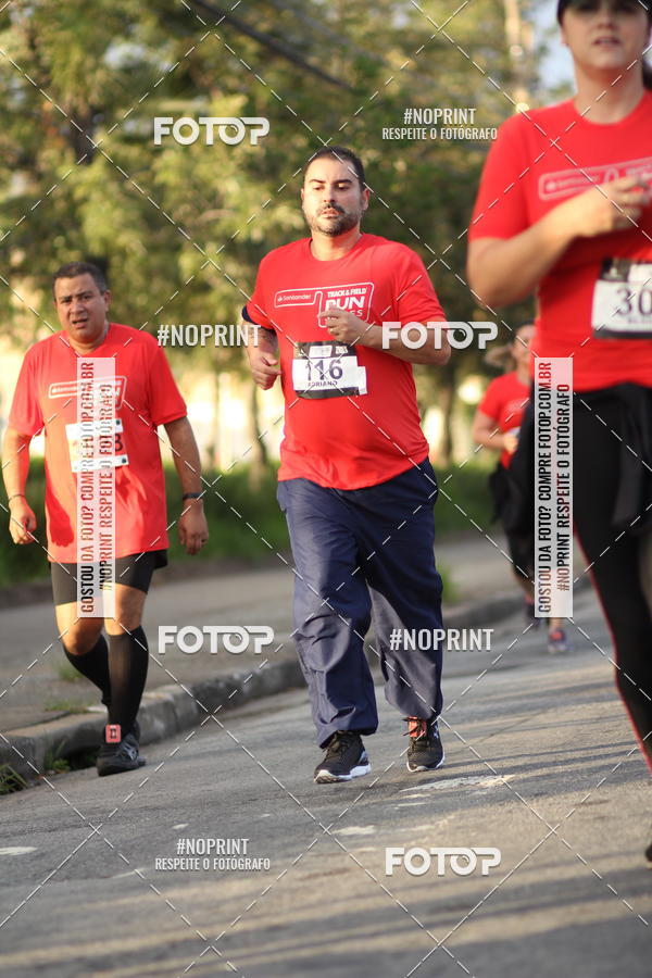 Buy your photos of the eventSantander Track&Field Run Series - Cidade Center Norte on Fotop