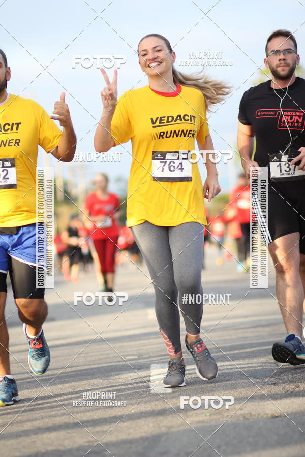 Buy your photos of the eventSantander Track&Field Run Series - Cidade Center Norte on Fotop