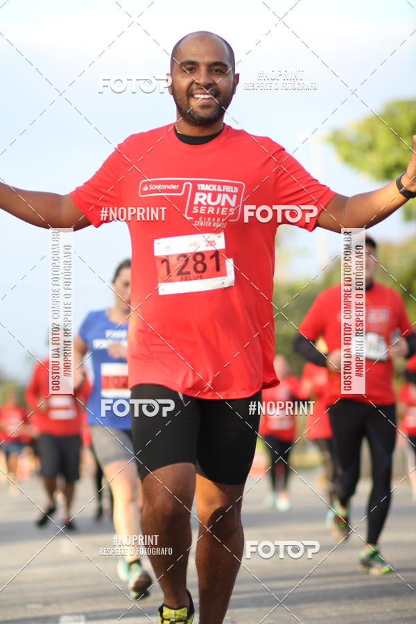 Buy your photos of the eventSantander Track&Field Run Series - Cidade Center Norte on Fotop