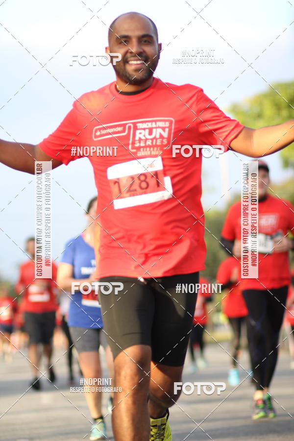 Buy your photos of the eventSantander Track&Field Run Series - Cidade Center Norte on Fotop