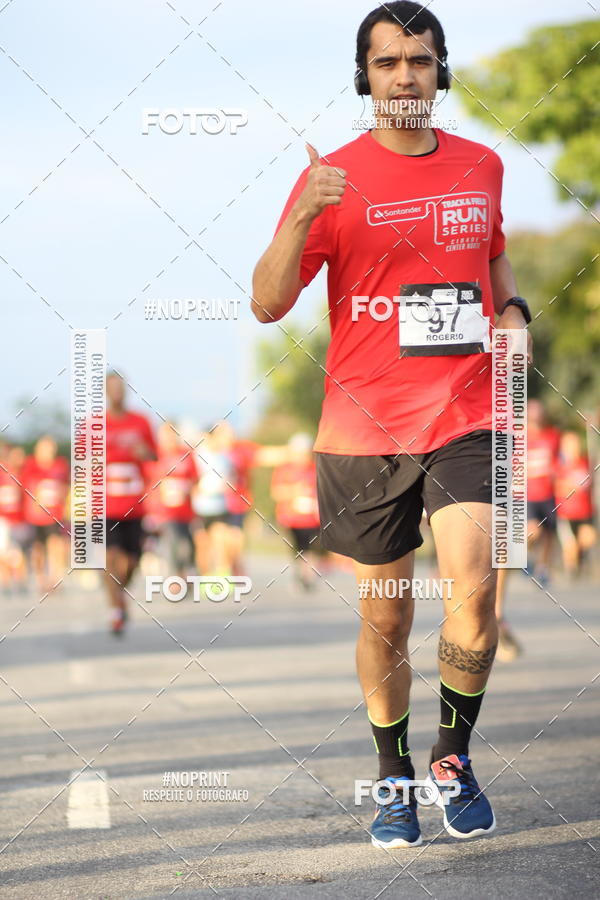 Buy your photos of the eventSantander Track&Field Run Series - Cidade Center Norte on Fotop