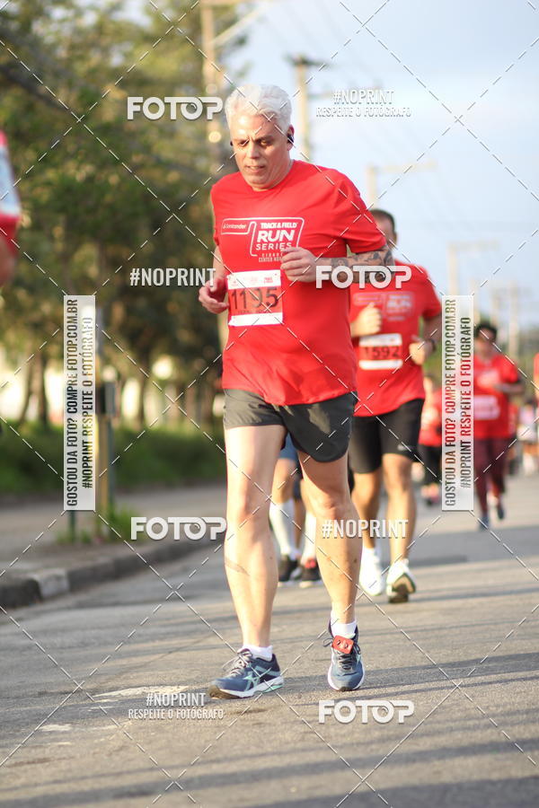 Buy your photos of the eventSantander Track&Field Run Series - Cidade Center Norte on Fotop