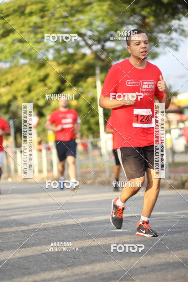 Buy your photos of the eventSantander Track&Field Run Series - Cidade Center Norte on Fotop