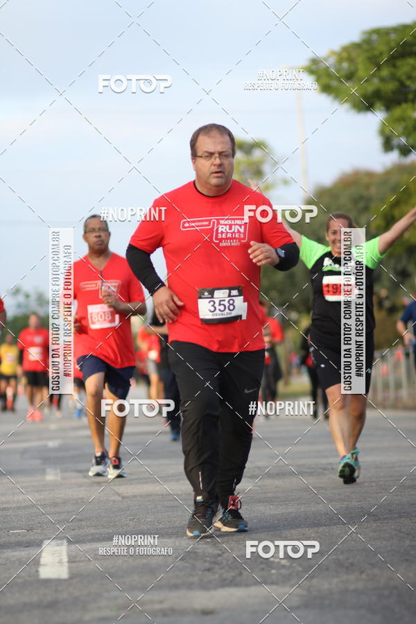 Buy your photos of the eventSantander Track&Field Run Series - Cidade Center Norte on Fotop