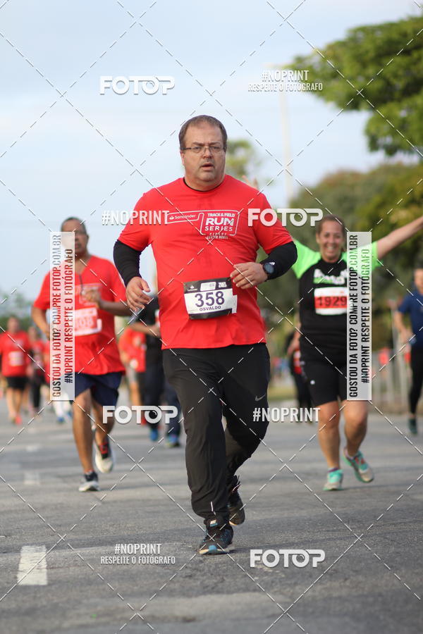 Buy your photos of the eventSantander Track&Field Run Series - Cidade Center Norte on Fotop