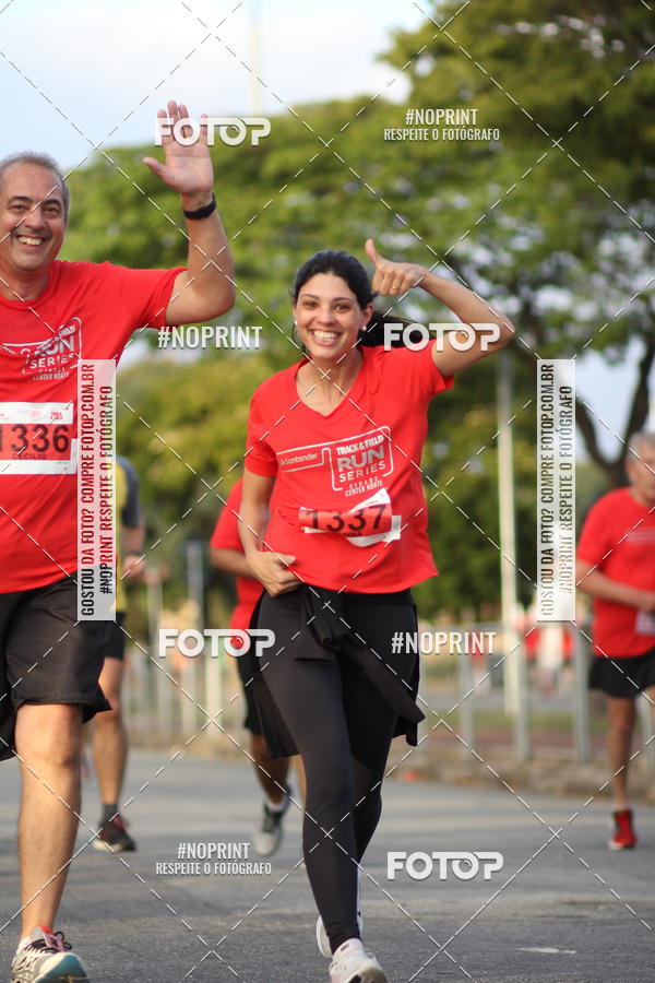 Compre suas fotos do eventoSantander Track&Field Run Series - Cidade Center Norte no Fotop