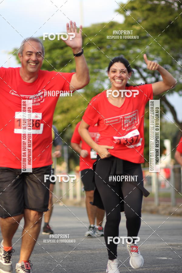 Buy your photos of the eventSantander Track&Field Run Series - Cidade Center Norte on Fotop