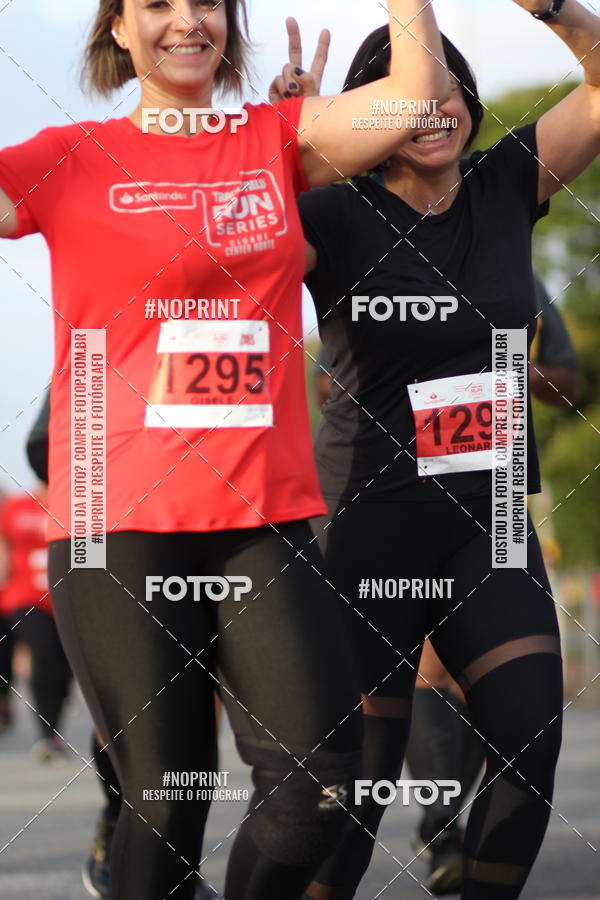 Compre suas fotos do eventoSantander Track&Field Run Series - Cidade Center Norte no Fotop