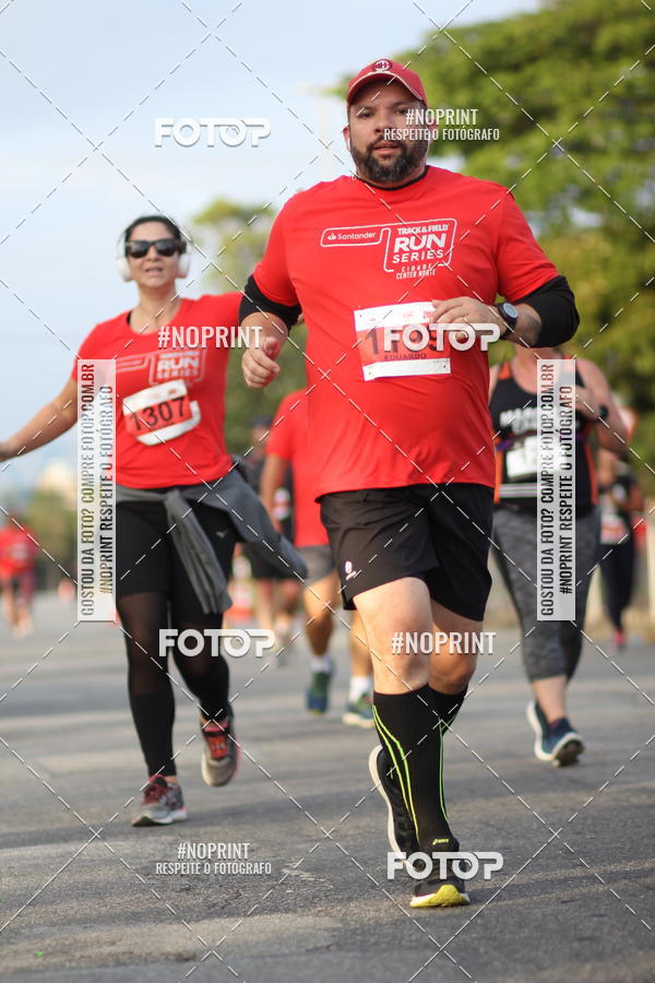 Compre suas fotos do eventoSantander Track&Field Run Series - Cidade Center Norte no Fotop