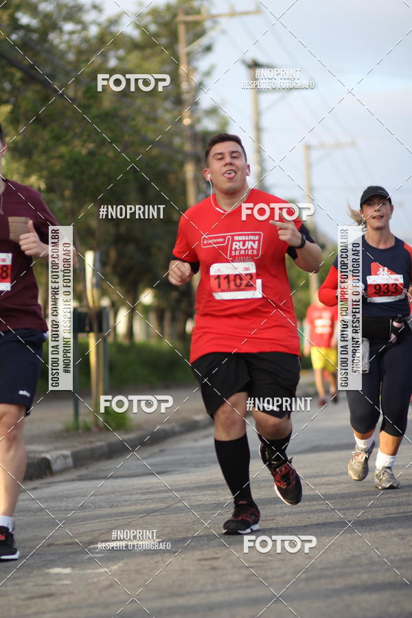 Compre suas fotos do eventoSantander Track&Field Run Series - Cidade Center Norte no Fotop