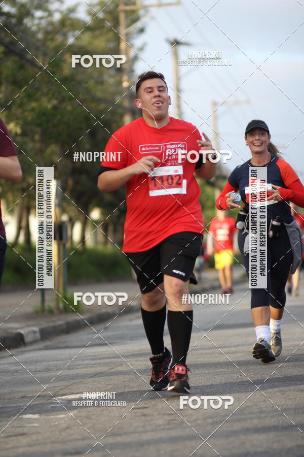 Compre suas fotos do eventoSantander Track&Field Run Series - Cidade Center Norte no Fotop