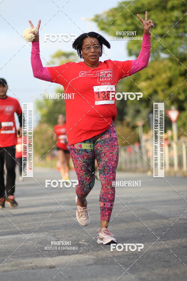 Compre suas fotos do eventoSantander Track&Field Run Series - Cidade Center Norte no Fotop