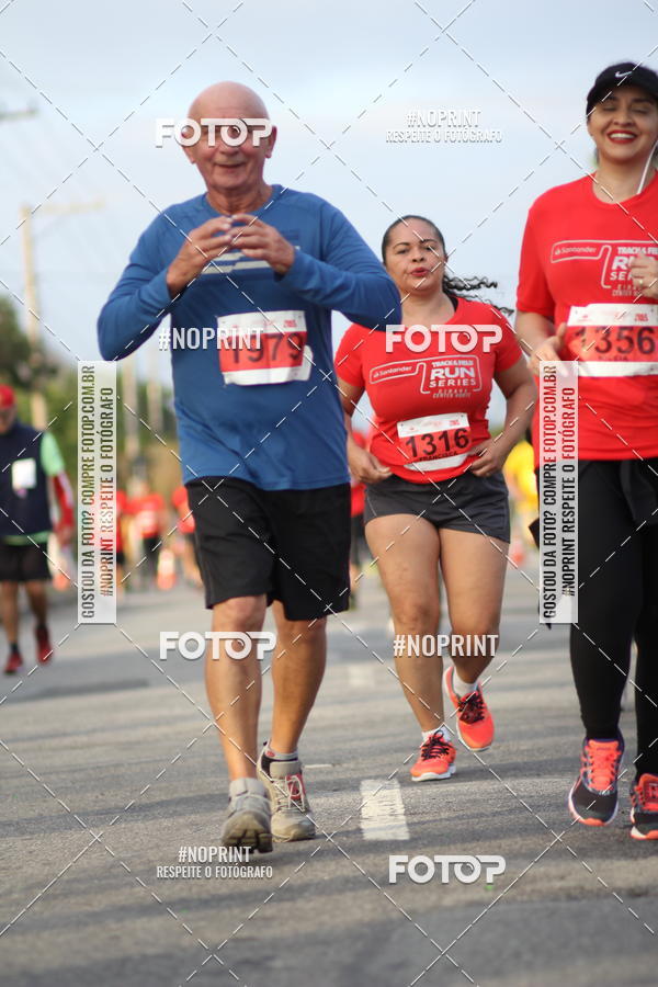 Compre suas fotos do eventoSantander Track&Field Run Series - Cidade Center Norte no Fotop