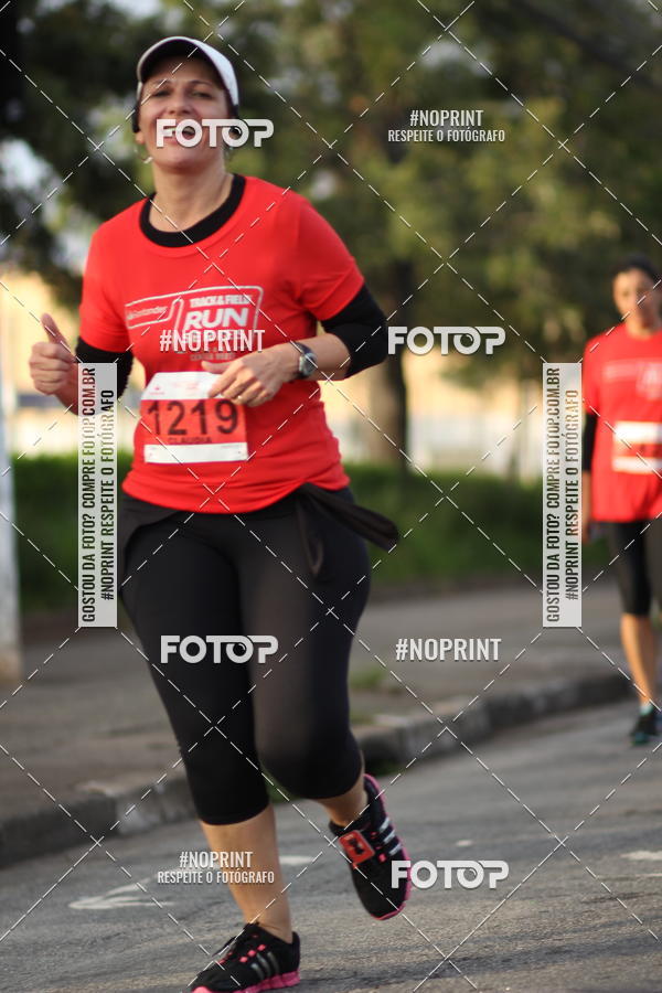 Buy your photos of the eventSantander Track&Field Run Series - Cidade Center Norte on Fotop