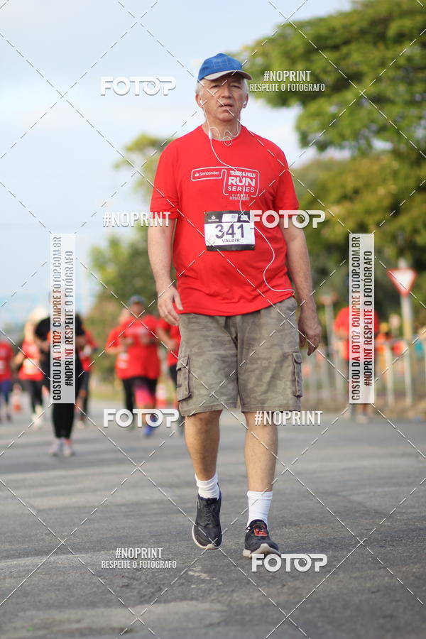 Buy your photos of the eventSantander Track&Field Run Series - Cidade Center Norte on Fotop