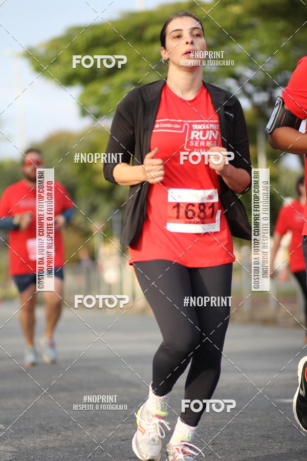 Buy your photos of the eventSantander Track&Field Run Series - Cidade Center Norte on Fotop