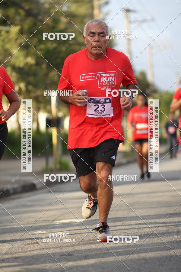 Buy your photos of the eventSantander Track&Field Run Series - Cidade Center Norte on Fotop