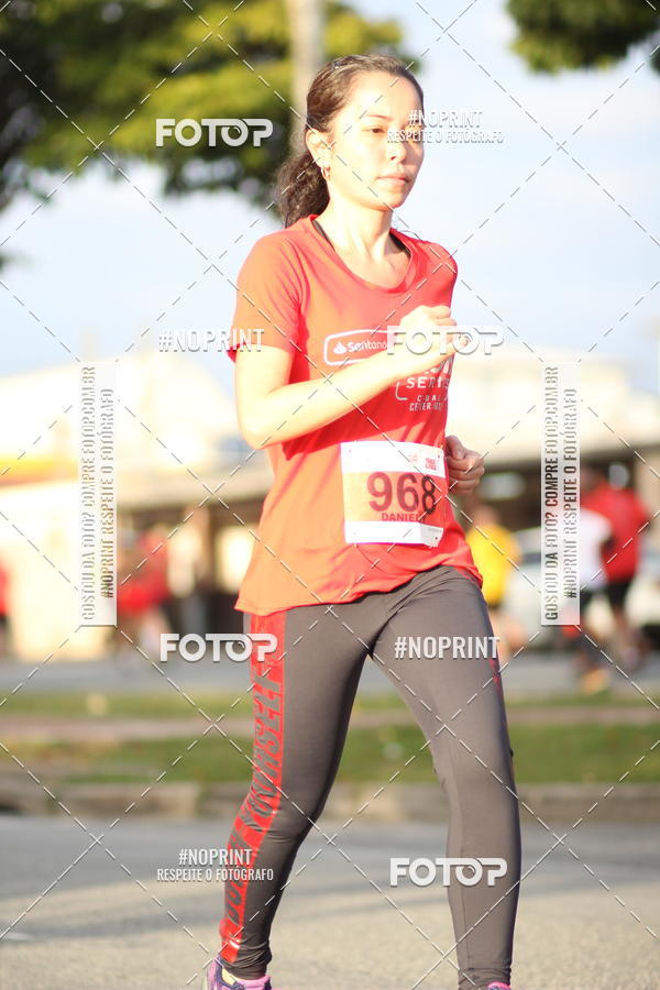 Buy your photos of the eventSantander Track&Field Run Series - Cidade Center Norte on Fotop