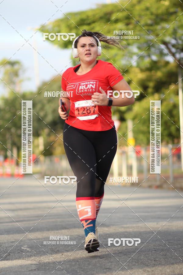 Compre suas fotos do eventoSantander Track&Field Run Series - Cidade Center Norte no Fotop