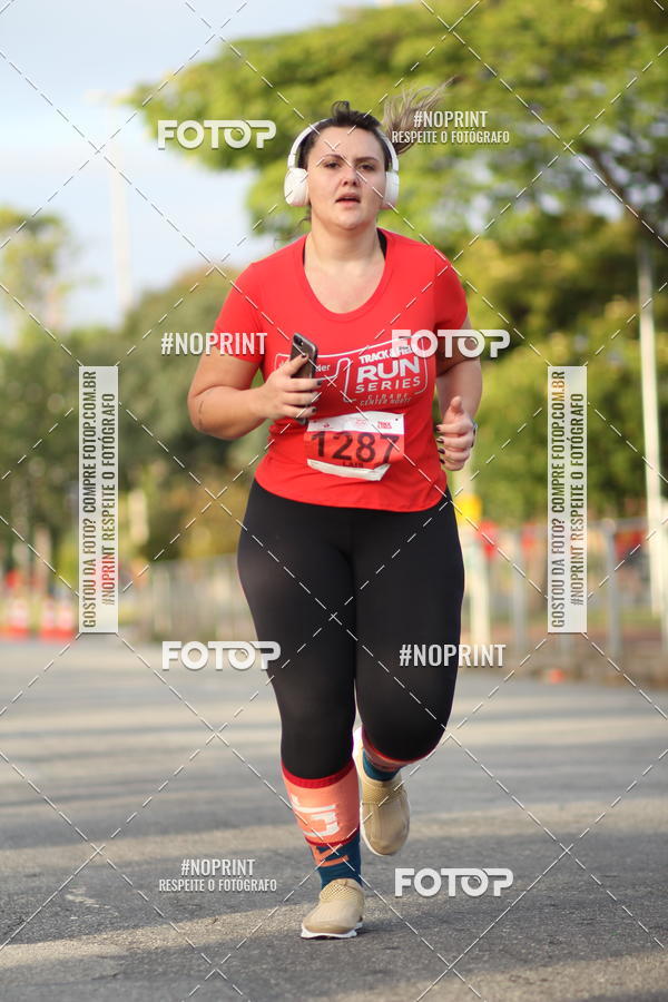Compre suas fotos do eventoSantander Track&Field Run Series - Cidade Center Norte no Fotop