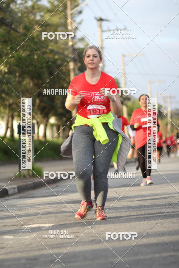 Compre suas fotos do eventoSantander Track&Field Run Series - Cidade Center Norte no Fotop
