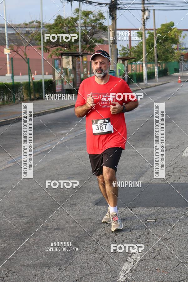 Buy your photos of the eventSantander Track&Field Run Series - Cidade Center Norte on Fotop