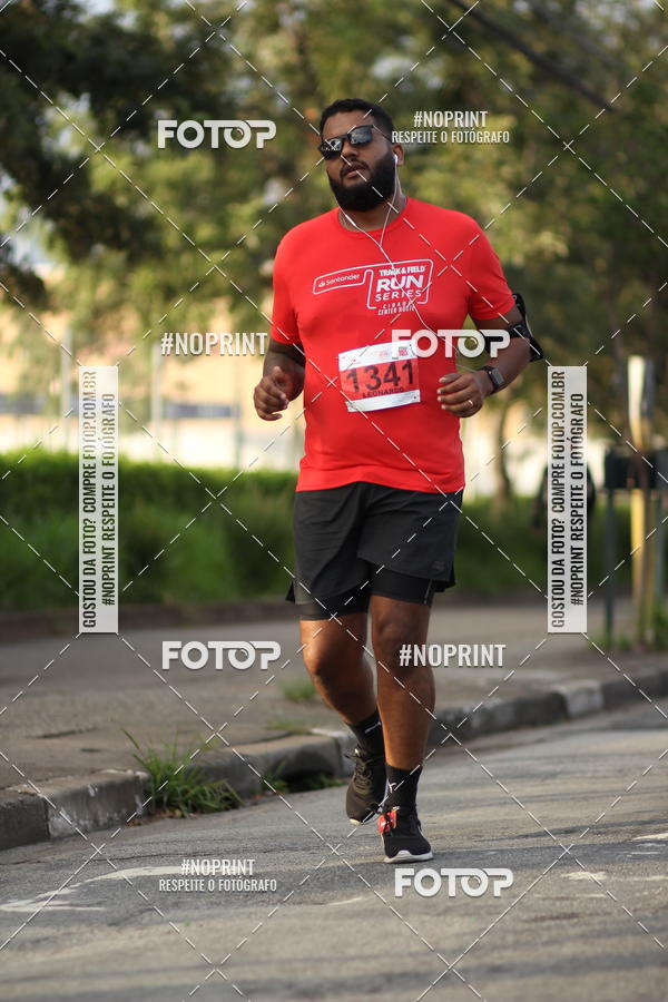 Buy your photos of the eventSantander Track&Field Run Series - Cidade Center Norte on Fotop