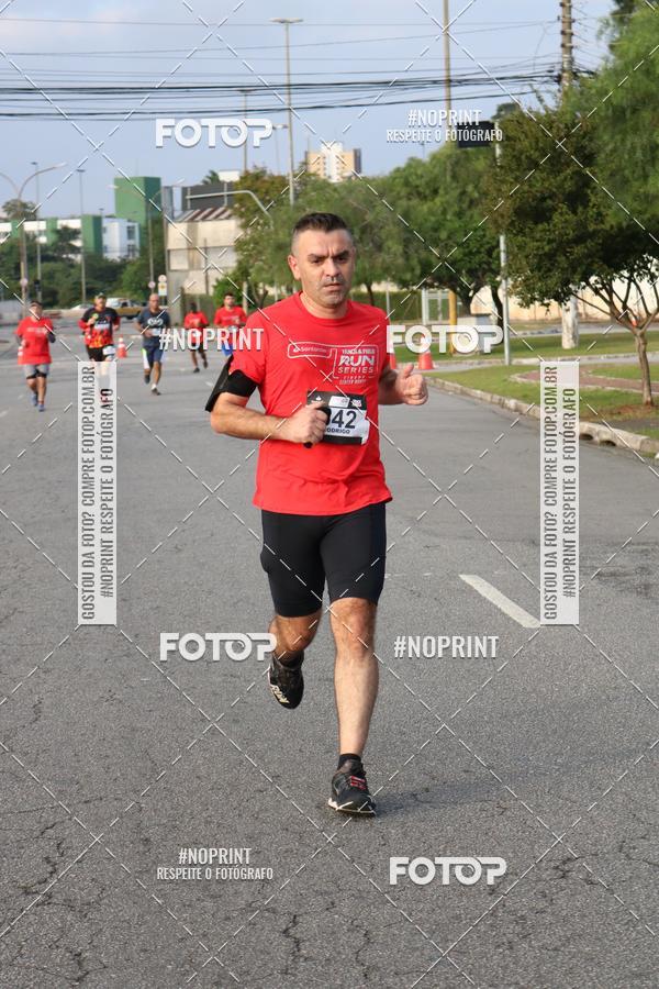 Buy your photos of the eventSantander Track&Field Run Series - Cidade Center Norte on Fotop
