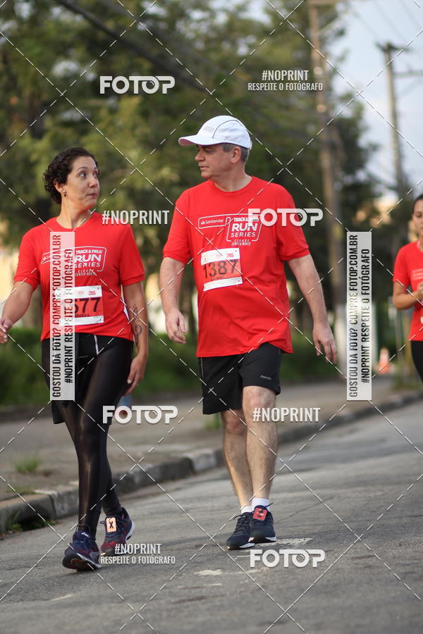 Compra tus fotos del eventoSantander Track&Field Run Series - Cidade Center Norte En Fotop