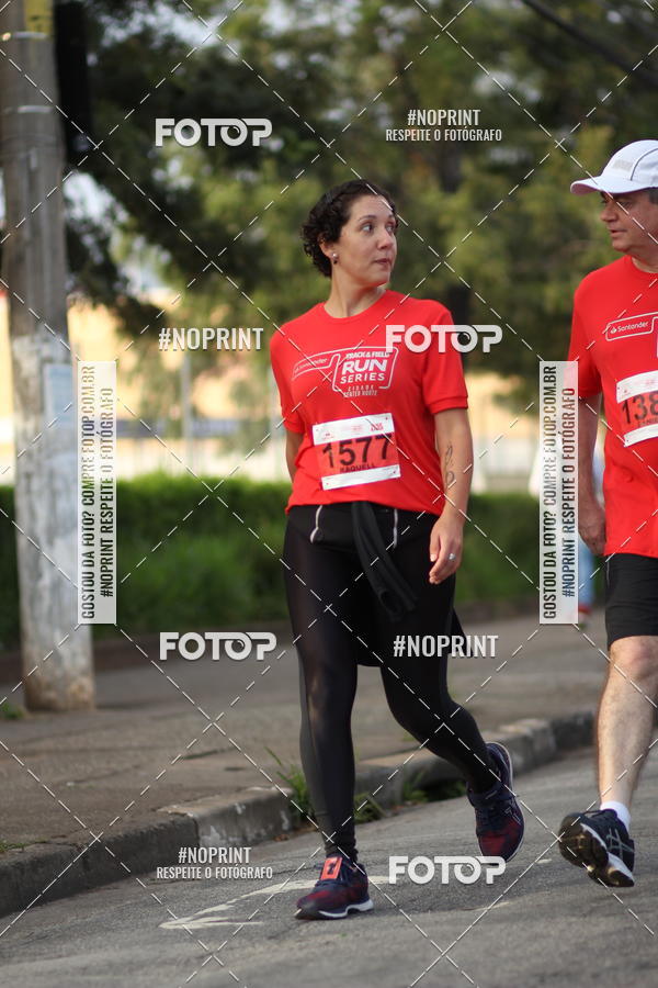 Compra tus fotos del eventoSantander Track&Field Run Series - Cidade Center Norte En Fotop