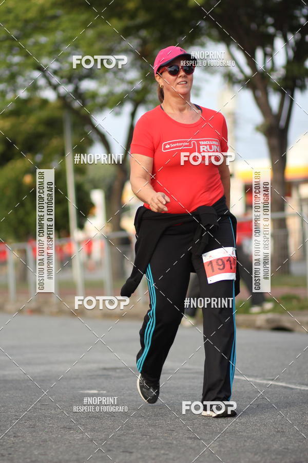 Achetez vos photos de l'vnementSantander Track&Field Run Series - Cidade Center Norte sur Fotop
