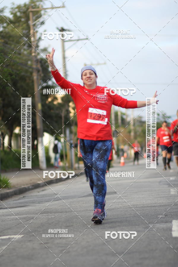 Achetez vos photos de l'vnementSantander Track&Field Run Series - Cidade Center Norte sur Fotop