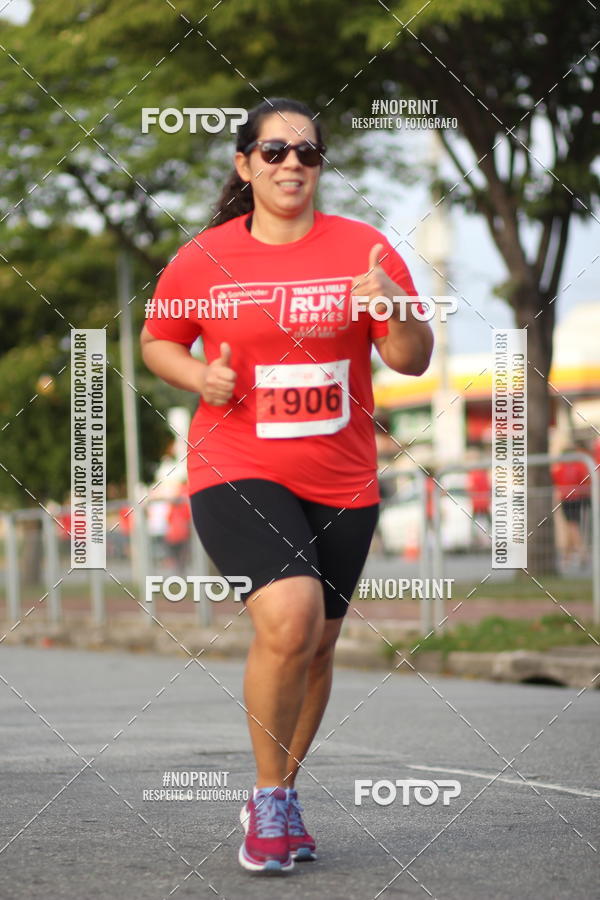 Achetez vos photos de l'vnementSantander Track&Field Run Series - Cidade Center Norte sur Fotop