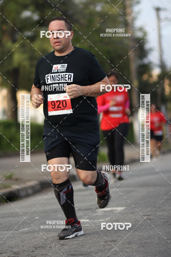 Achetez vos photos de l'vnementSantander Track&Field Run Series - Cidade Center Norte sur Fotop