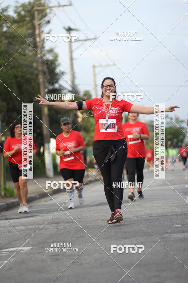 Achetez vos photos de l'vnementSantander Track&Field Run Series - Cidade Center Norte sur Fotop