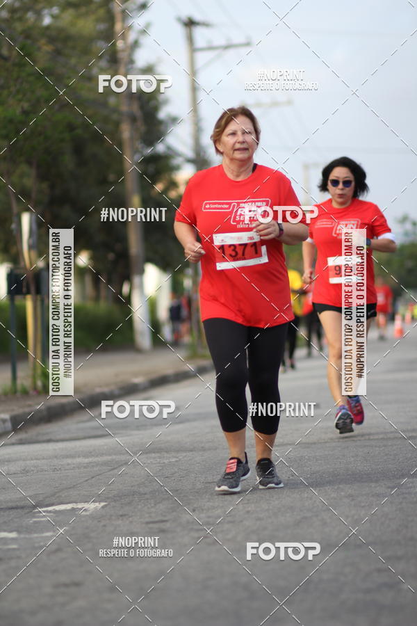Achetez vos photos de l'vnementSantander Track&Field Run Series - Cidade Center Norte sur Fotop