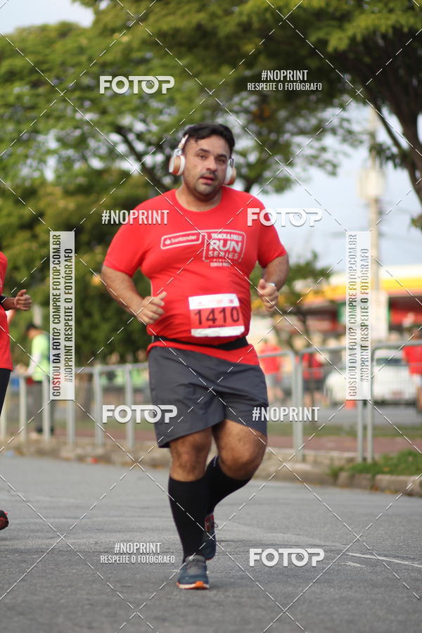Achetez vos photos de l'vnementSantander Track&Field Run Series - Cidade Center Norte sur Fotop