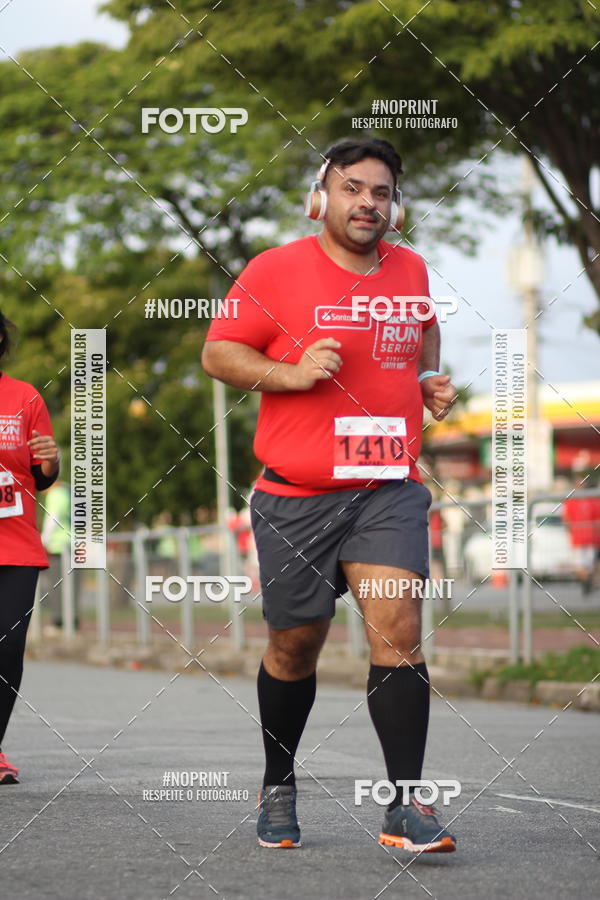 Achetez vos photos de l'vnementSantander Track&Field Run Series - Cidade Center Norte sur Fotop