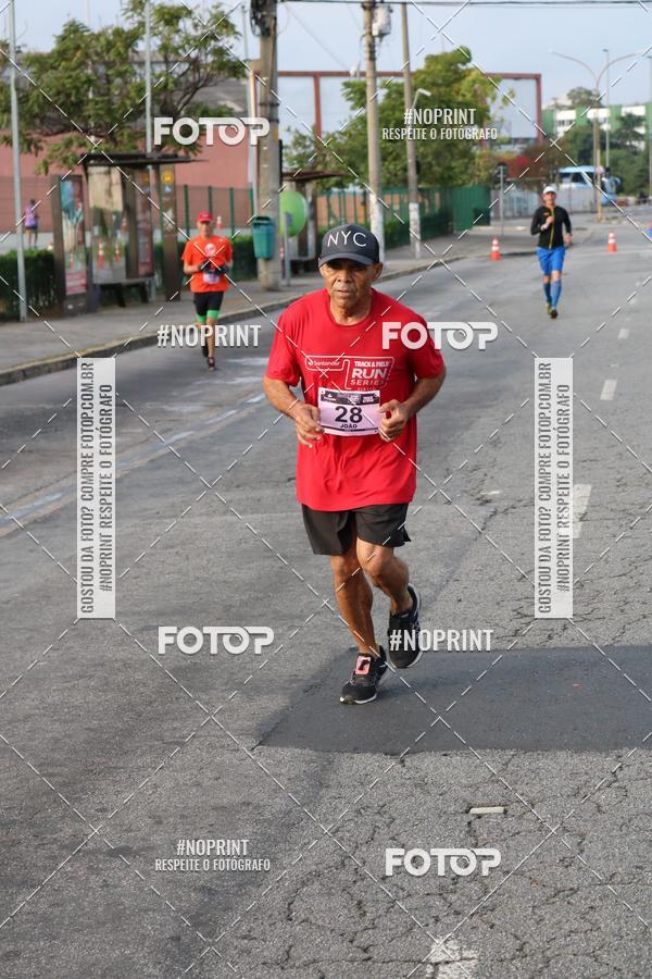 Buy your photos of the eventSantander Track&Field Run Series - Cidade Center Norte on Fotop