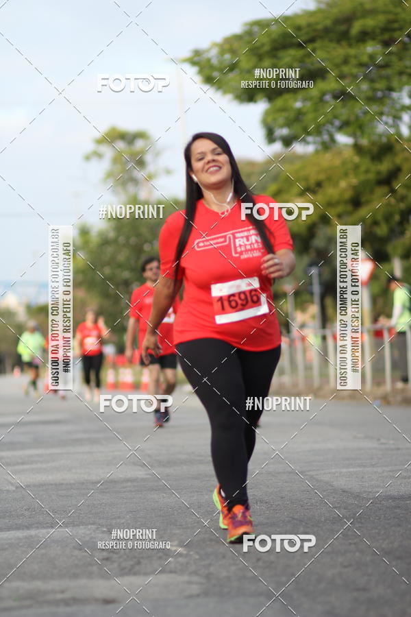 Achetez vos photos de l'vnementSantander Track&Field Run Series - Cidade Center Norte sur Fotop