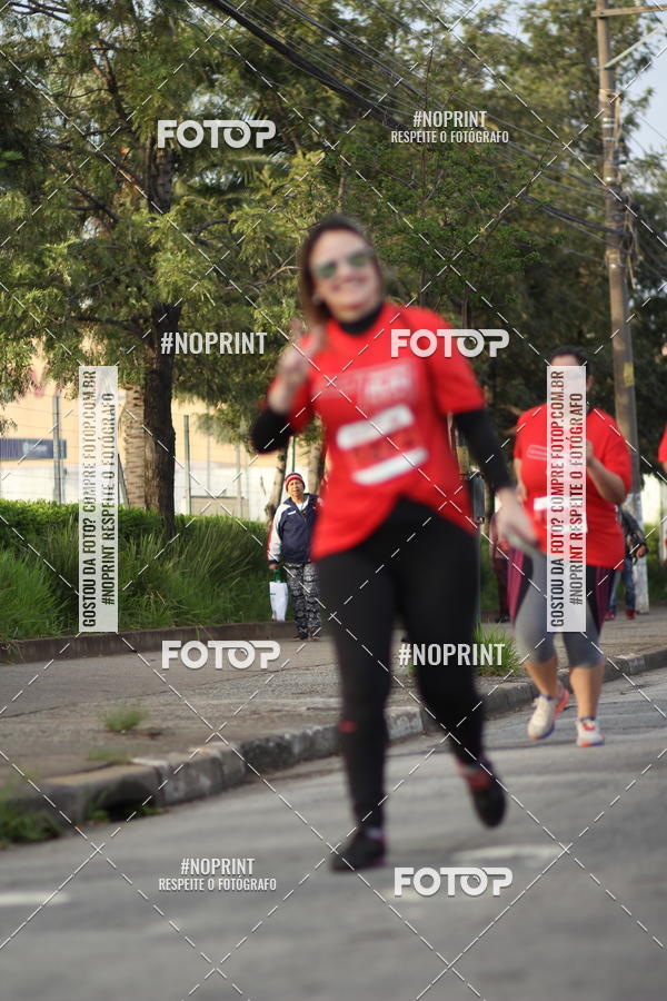 Compre as suas fotos do eventoSantander Track&Field Run Series - Cidade Center Norte no Fotop