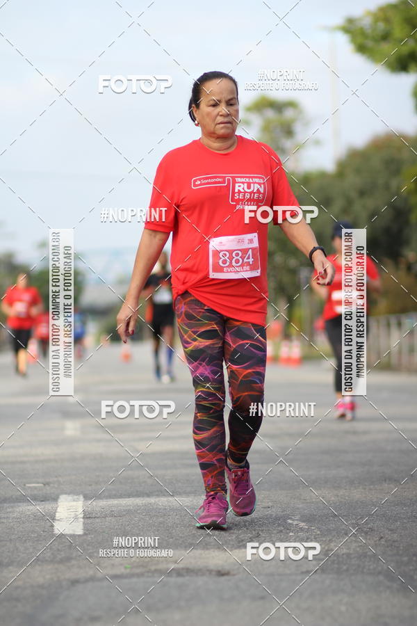 Compre as suas fotos do eventoSantander Track&Field Run Series - Cidade Center Norte no Fotop