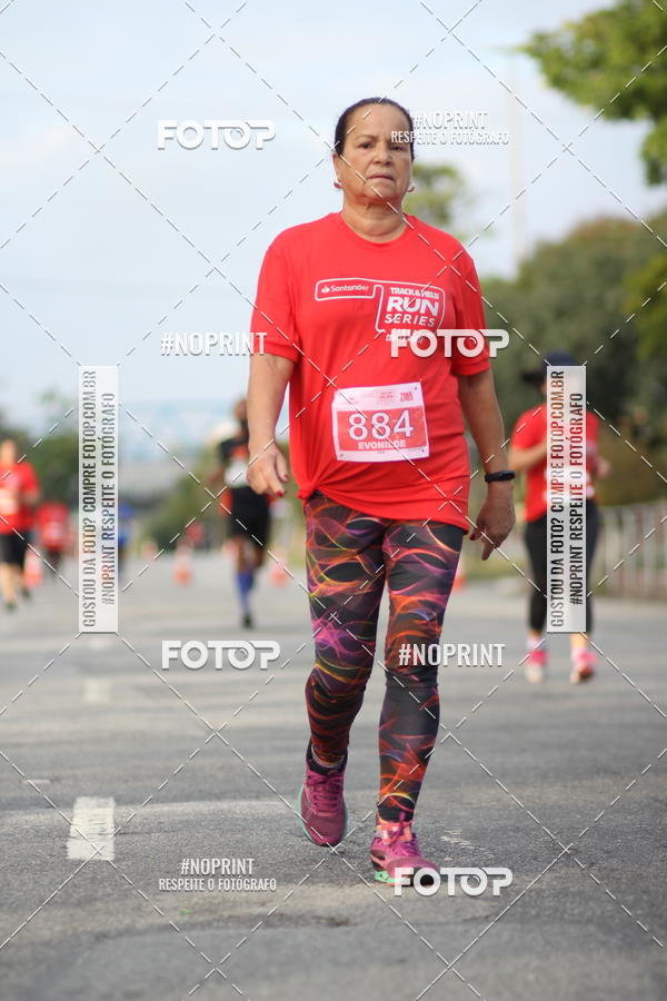 Compre as suas fotos do eventoSantander Track&Field Run Series - Cidade Center Norte no Fotop