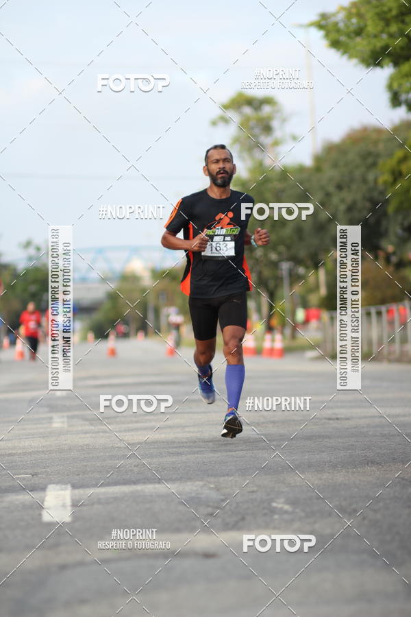 Compre as suas fotos do eventoSantander Track&Field Run Series - Cidade Center Norte no Fotop