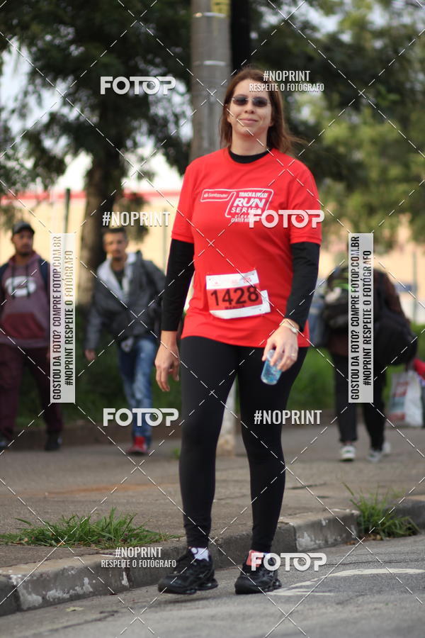 Compre suas fotos do eventoSantander Track&Field Run Series - Cidade Center Norte no Fotop