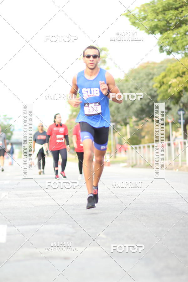 Compre suas fotos do eventoSantander Track&Field Run Series - Cidade Center Norte no Fotop