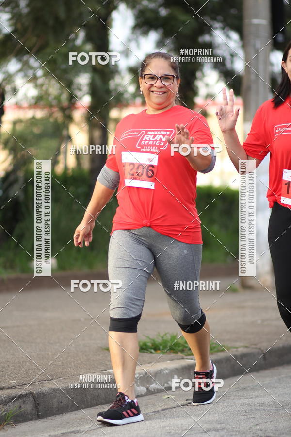 Compre suas fotos do eventoSantander Track&Field Run Series - Cidade Center Norte no Fotop