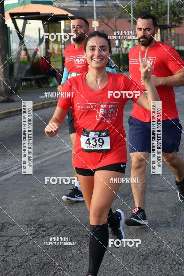 Achetez vos photos de l'vnementSantander Track&Field Run Series - Cidade Center Norte sur Fotop